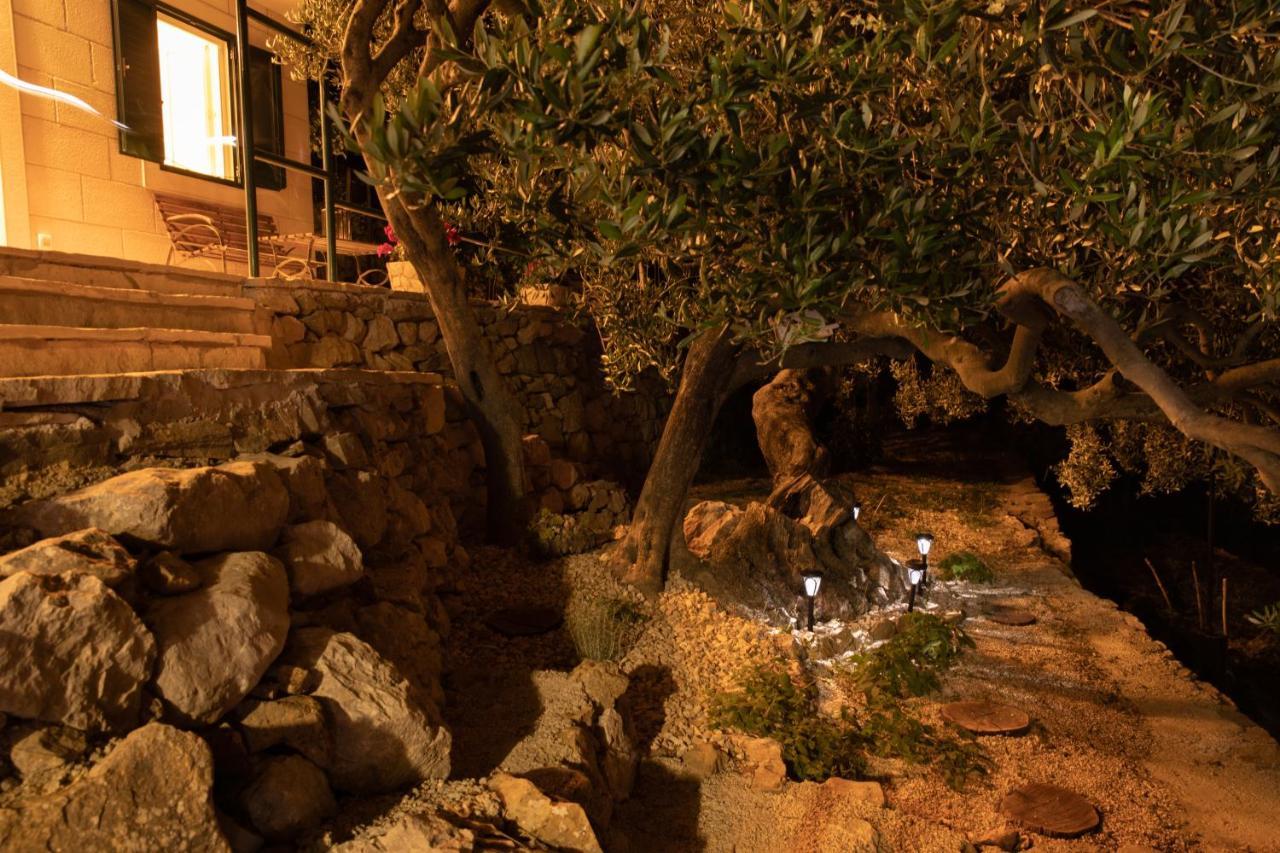 מאקרסקה Villa Pelargonia מראה חיצוני תמונה